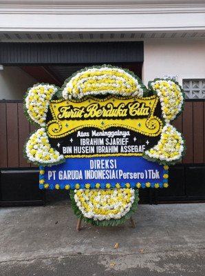 Papan Bunga Duka di Simpang Haru