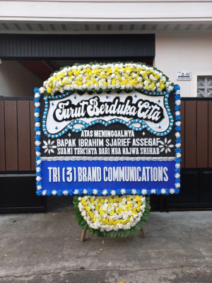 Papan Bunga Duka di Simpang Haru